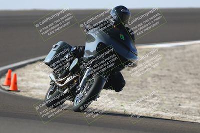 media/Nov-01-2025-TrackDaz (Sat) [[2b4d5192bc]]/C Group/1240pm (Turn 2 Outside)/